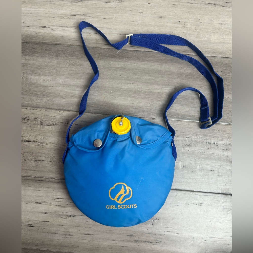 Vintage Girl Scouts water canteen